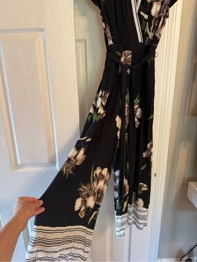 Anthropologie black floral cropped jumpsuit 100% rayon